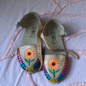 Shoes for girl size 1